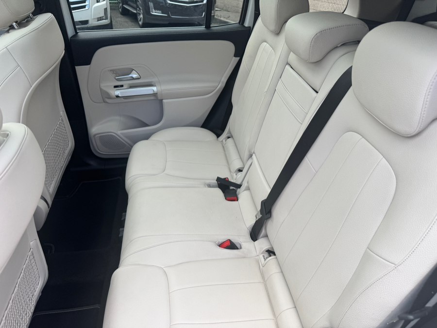 2022 Mercedes-Benz GLB Base - Photo 11