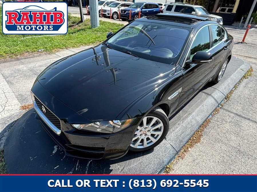 2019 Jaguar XE 25t's photo