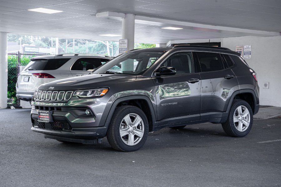 Used 2022 Jeep Compass in Yonkers, New York | Central Ave Motors. Yonkers, New York