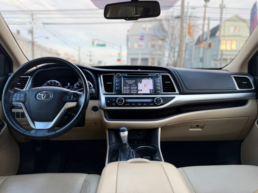 2016 Toyota Highlander XLE - Photo 22