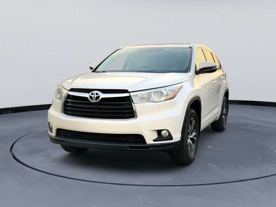 Used 2016 Toyota Highlander in Irvington, New Jersey | Best Cars R Us. Irvington, New Jersey