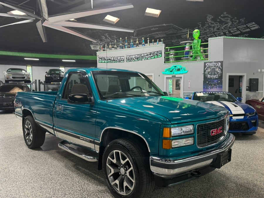 Used GMC Sierra 1500 Reg Cab 117.5" WB 4WD 1995 | Buonauto Enterprises. Oxford, Connecticut