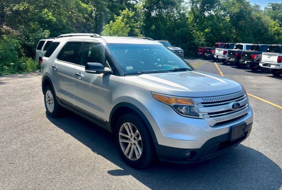 2013 Ford Explorer XLT 4x4's photo