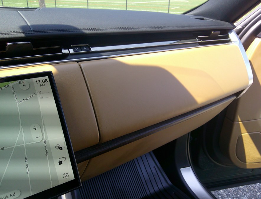 2023 Land Rover Range Rover - $89,980