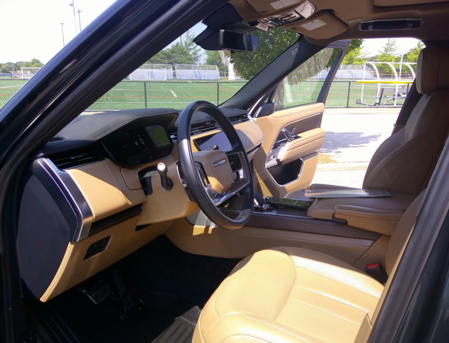 2023 Land Rover Range Rover - $89,980