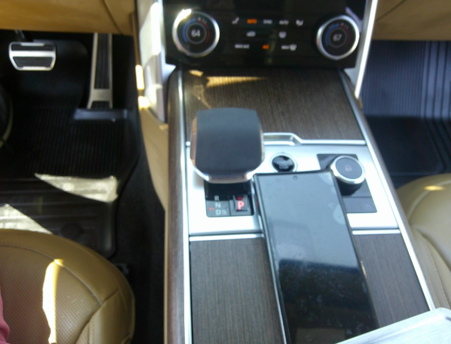 2023 Land Rover Range Rover - $89,980