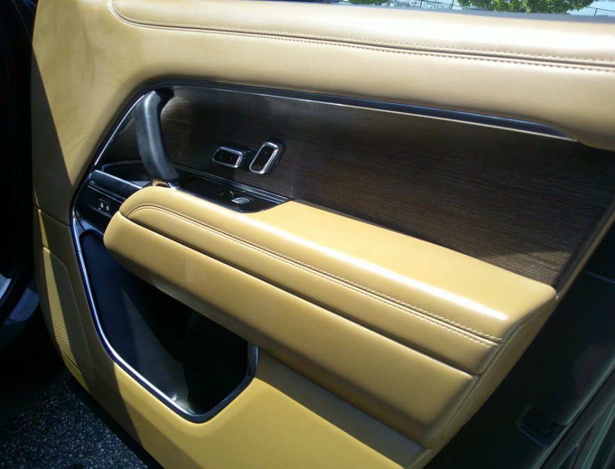 2023 Land Rover Range Rover - $89,980