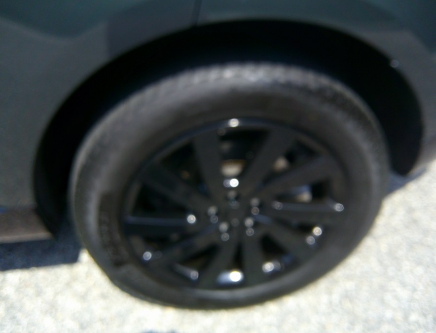 2023 Land Rover Range Rover - $89,980