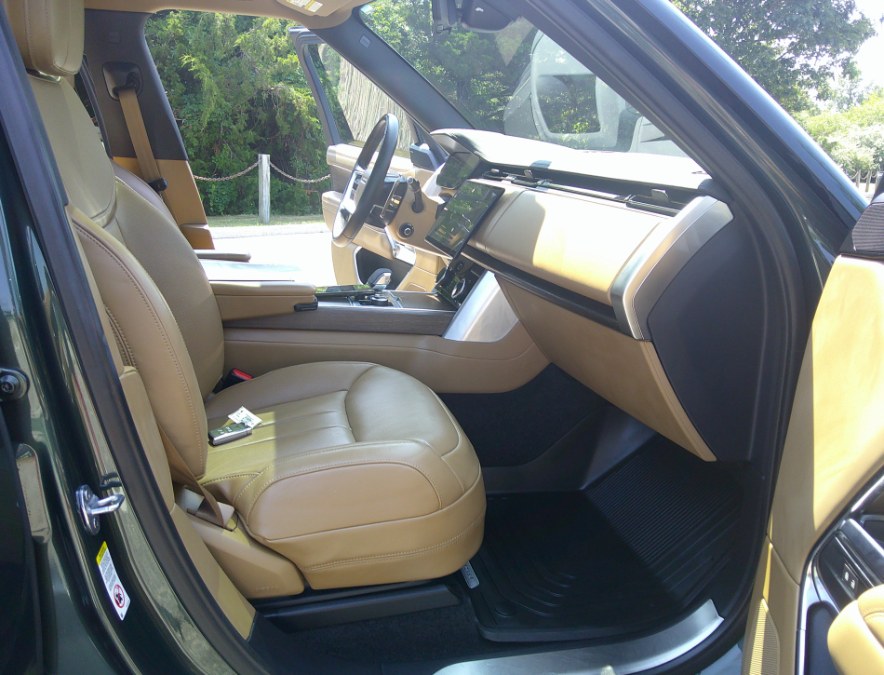 2023 Land Rover Range Rover - $89,980