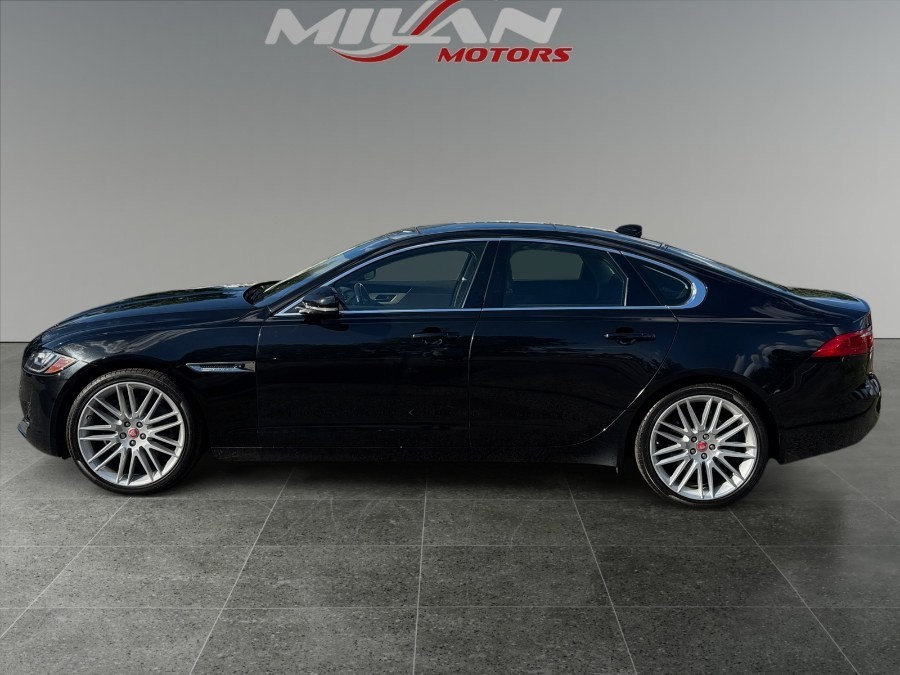 2016 Jaguar XF 35t AWD Prestige's photo