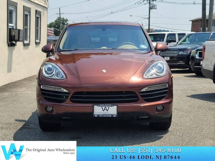 2013 Porsche Cayenne S Hybrid's photo