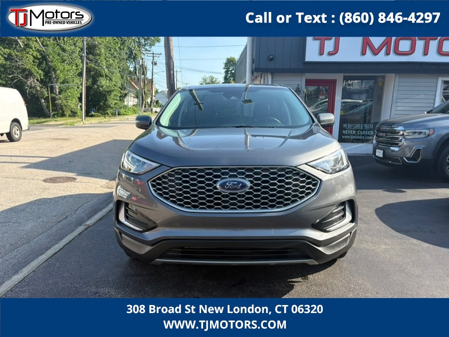 2024 Ford Edge SEL AWD's photo