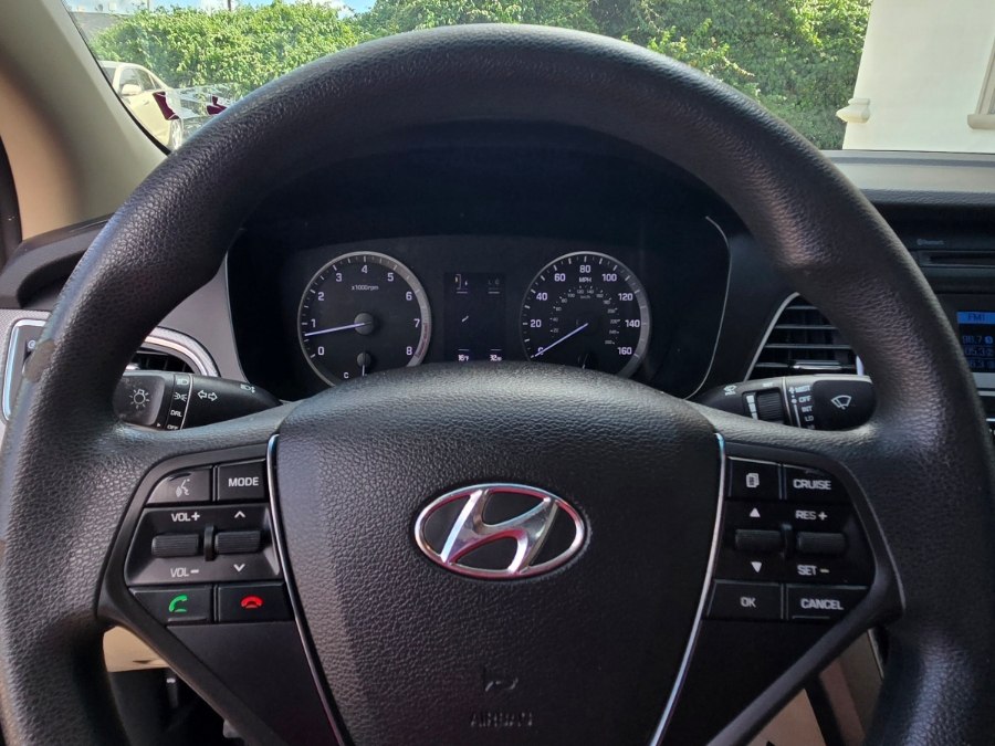 2015 Hyundai Sonata SE - Photo 13