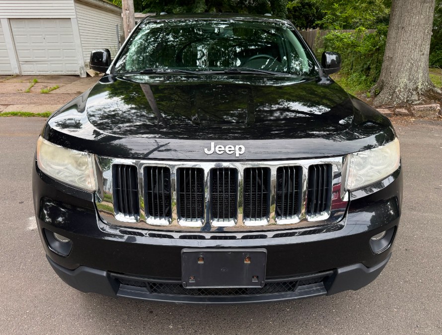 Used Jeep Grand Cherokee 4WD 4dr Laredo 2013 | ESY LLC TITAN AUTOMOTIVE. Clinton, Connecticut