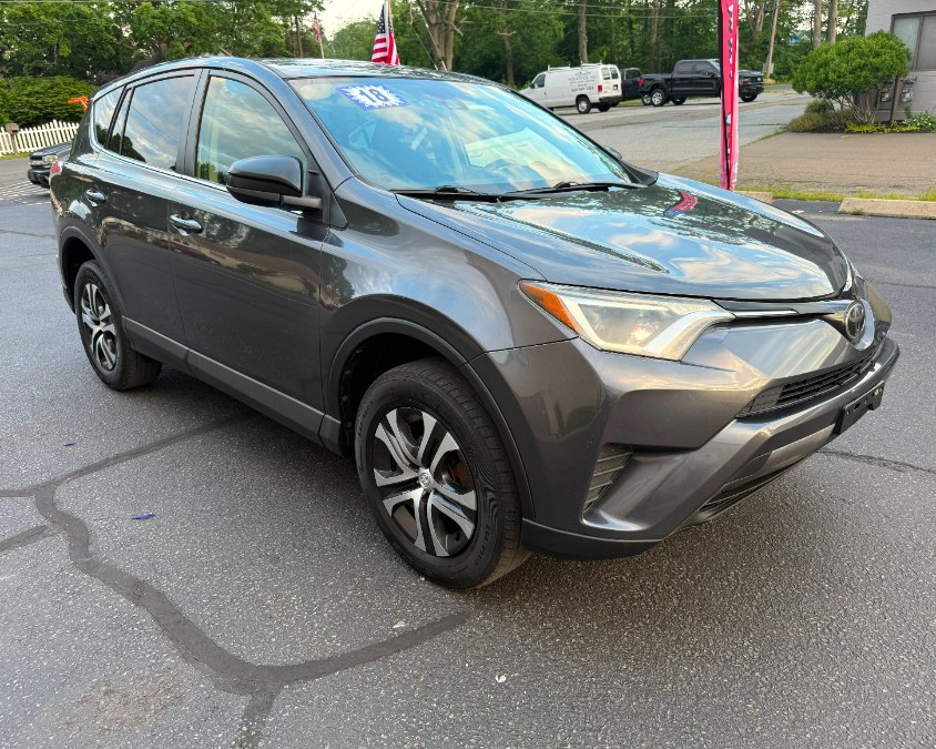 Used 2018 Toyota RAV4 in Clinton, Connecticut | ESY LLC TITAN AUTOMOTIVE. Clinton, Connecticut