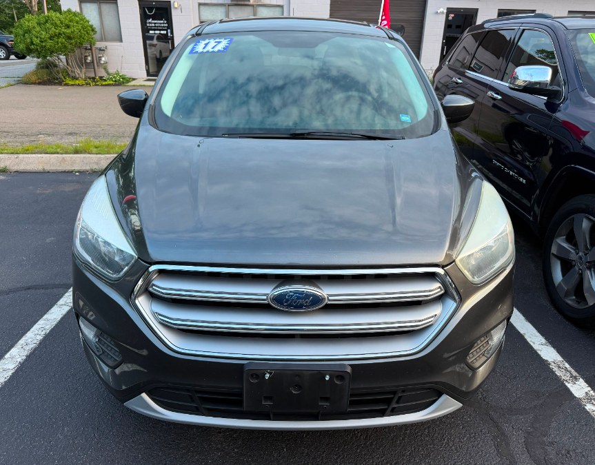 Used Ford Escape SE 4WD 2017 | ESY LLC TITAN AUTOMOTIVE. Clinton, Connecticut