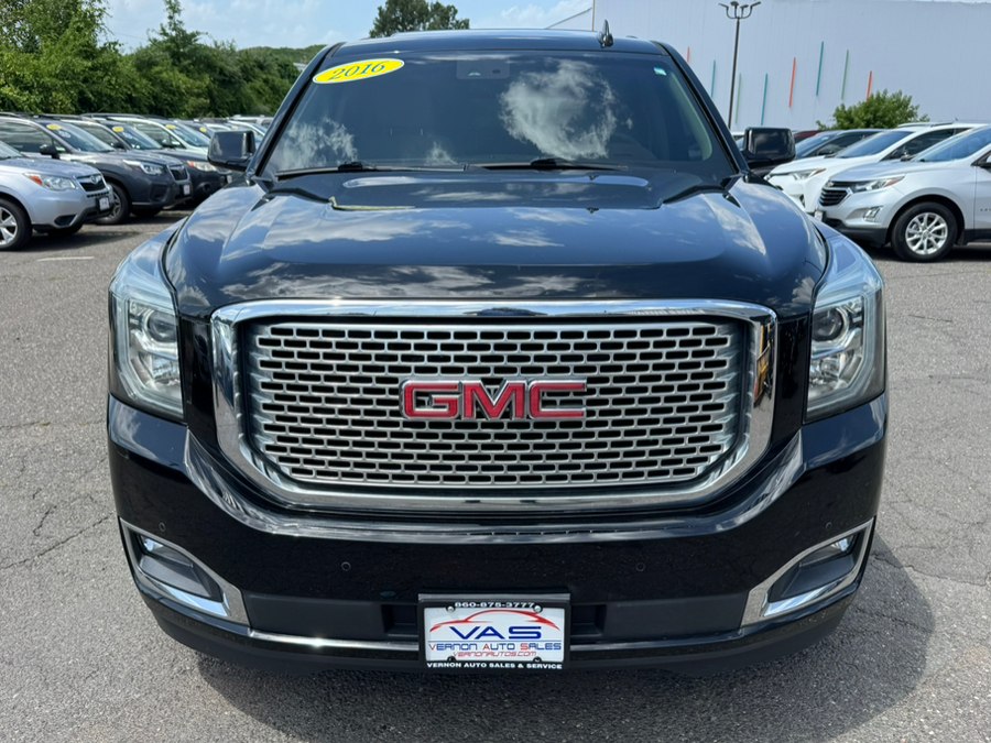 2016 GMC Yukon 4WD Denali's photo