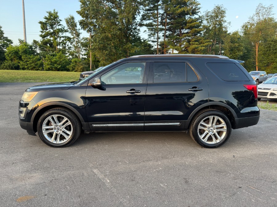 2017 Ford Explorer XLT 4WD's photo
