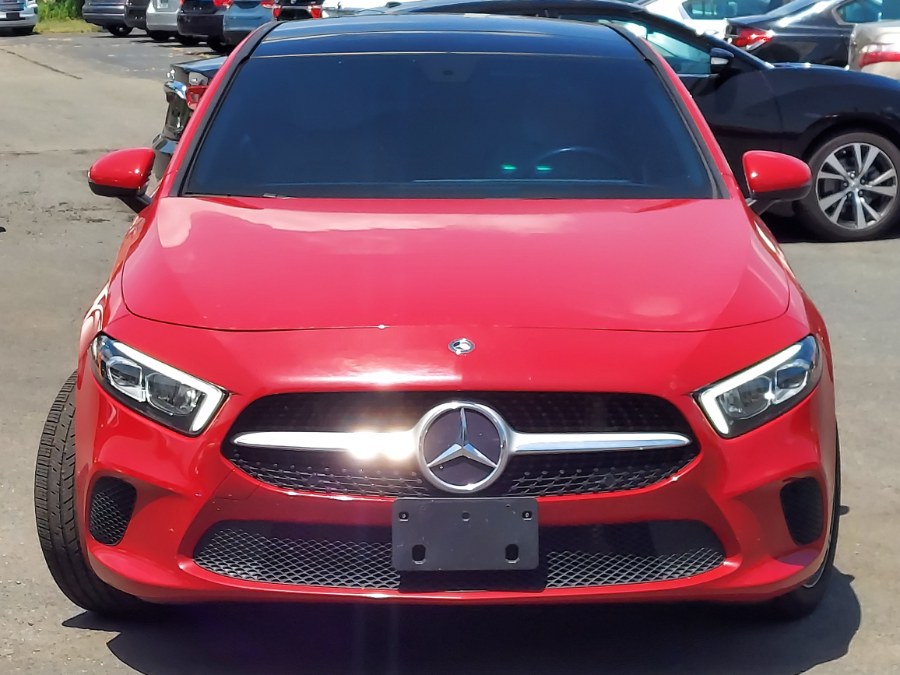 2019 Mercedes-Benz A-Class A220 4MATIC's photo