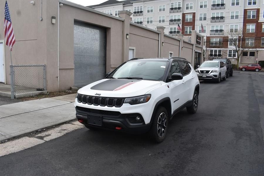2025 Jeep Compass Trailhawk 4X4's photo