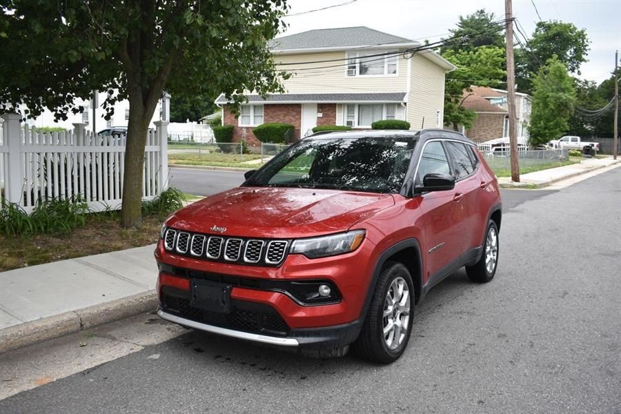 2025 Jeep Compass Limited 4X4's photo