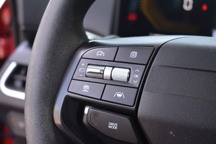 2025 Kia K4 LXS - Photo 14