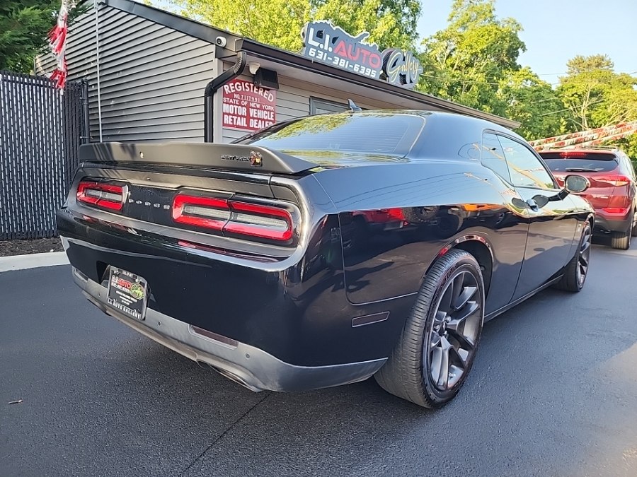2021 Dodge Challenger R/T - Photo 2