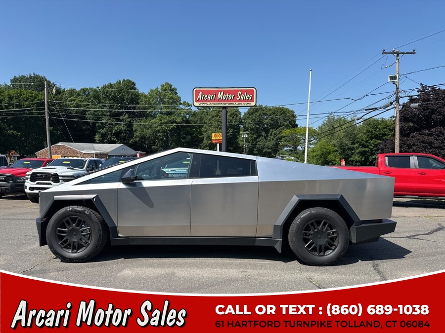 2024 Tesla Cybertruck All-Wheel Drive's photo