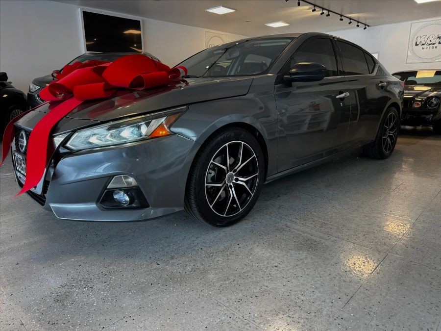 2019 Nissan Altima 2.5 SL's photo