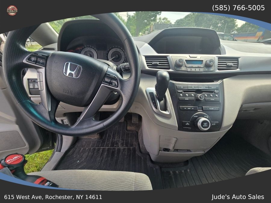 Honda Odyssey photo 12