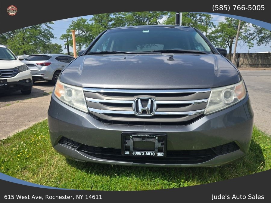 Honda Odyssey photo 2