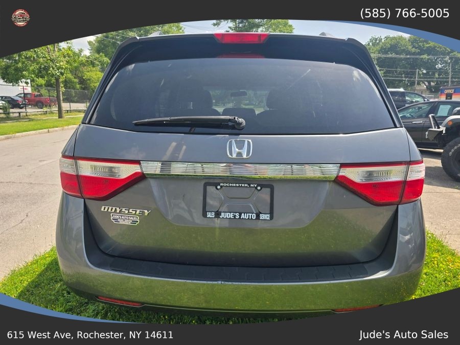 Honda Odyssey photo 5