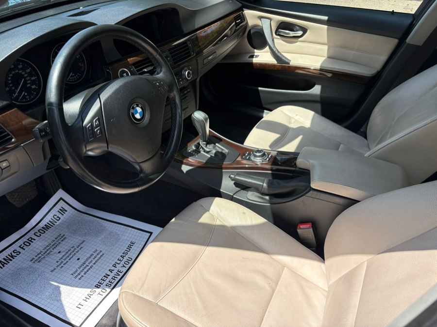 2011 BMW 3 Series 328i - Photo 18