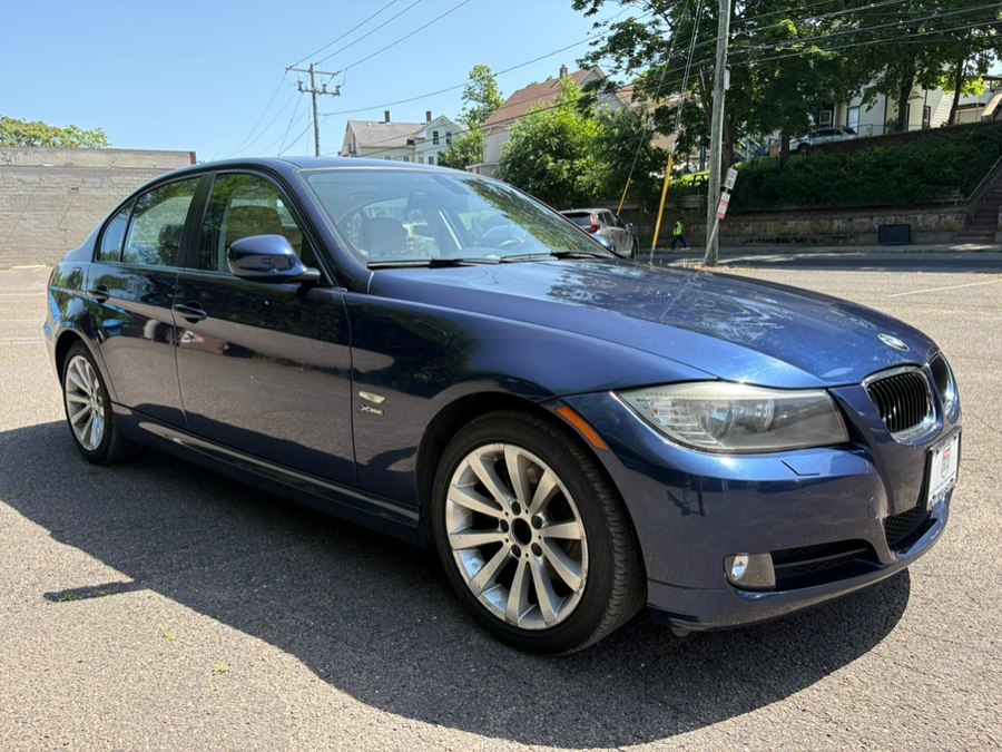 2011 BMW 3 Series 328i - Photo 6