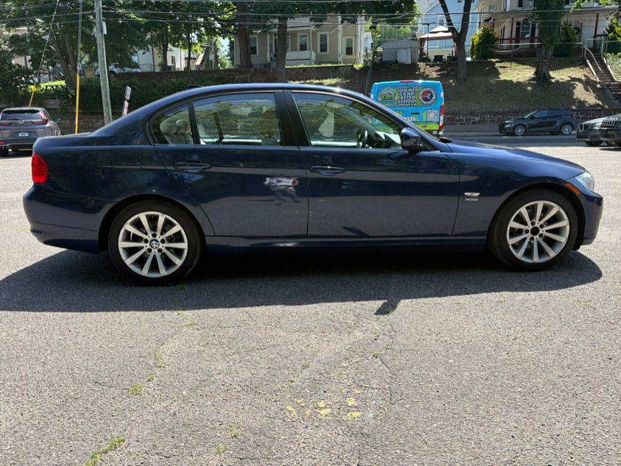 2011 BMW 3 Series 328i - Photo 5
