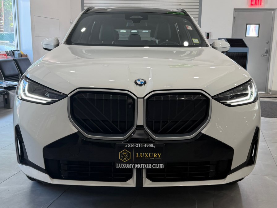 2025 BMW X3 30 XDRIVE's photo