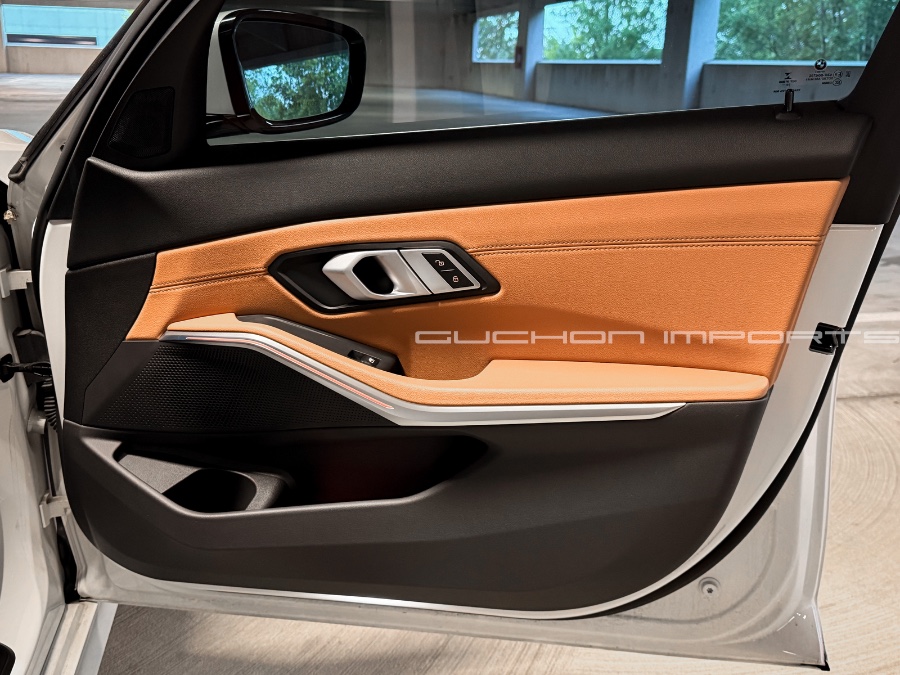 2021 BMW 3 Series 330e - Photo 41