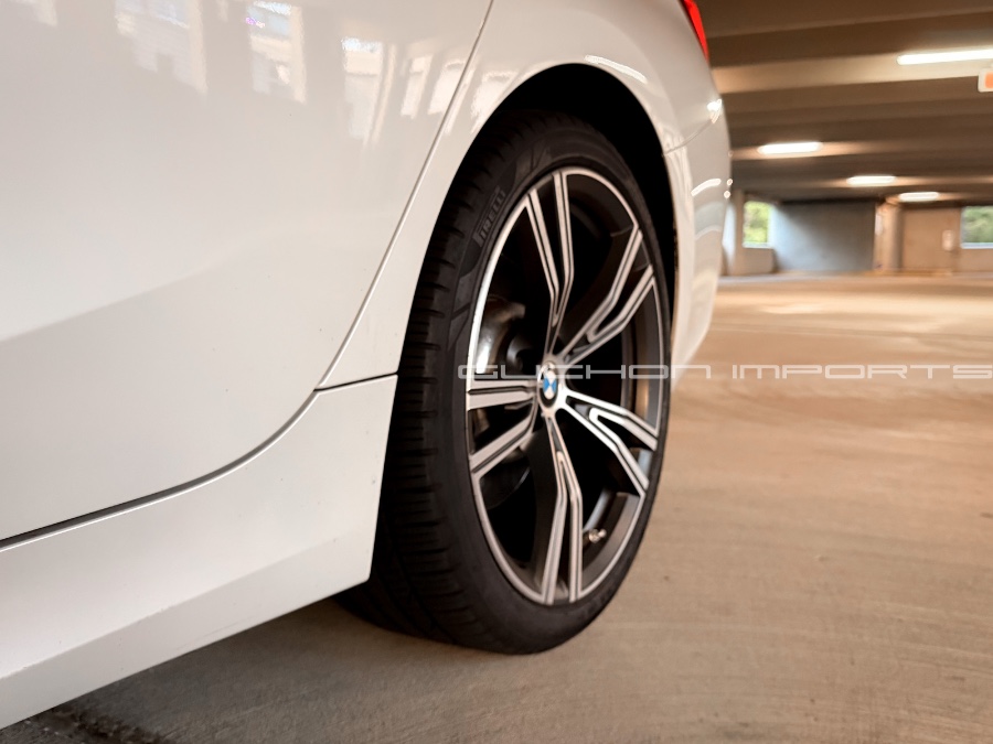 2021 BMW 3 Series 330e - Photo 12
