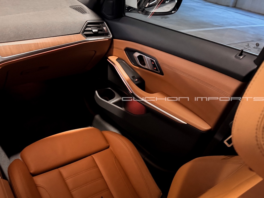 2021 BMW 3 Series 330e - Photo 26