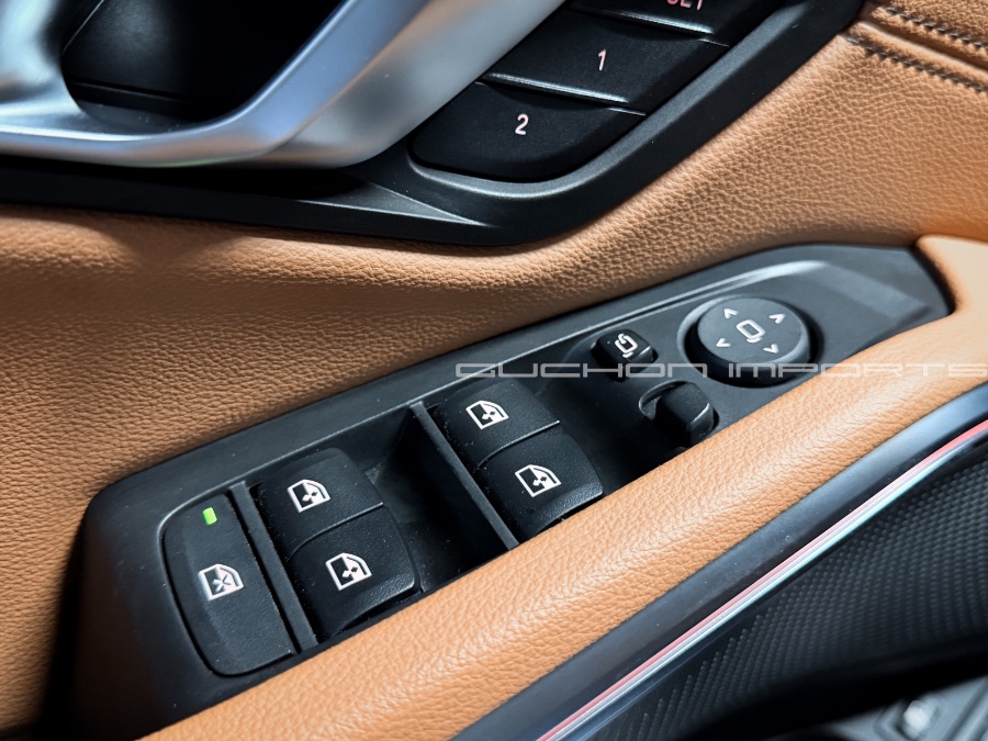 2021 BMW 3 Series 330e - Photo 44