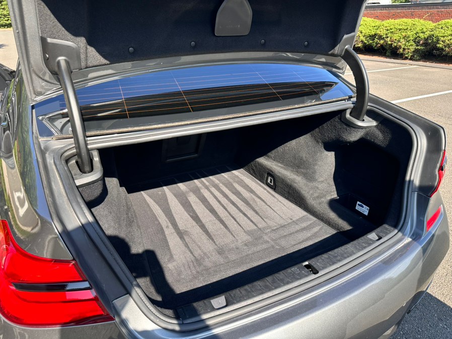 2016 BMW 7 Series 750i - Photo 27