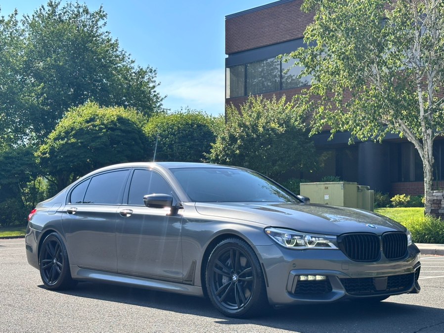 2016 BMW 7 Series 750i - Photo 9