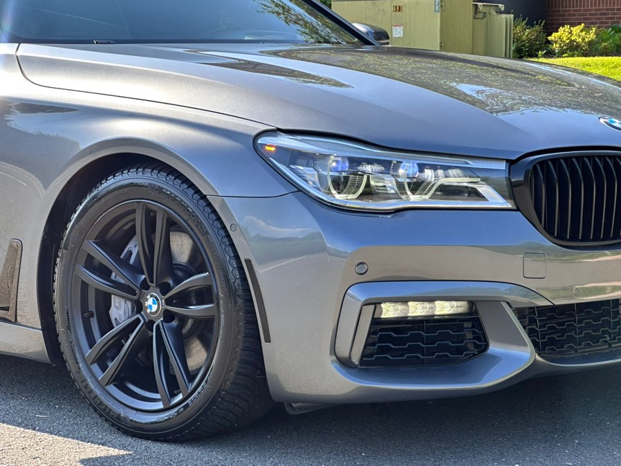 2016 BMW 7 Series 750i - Photo 28