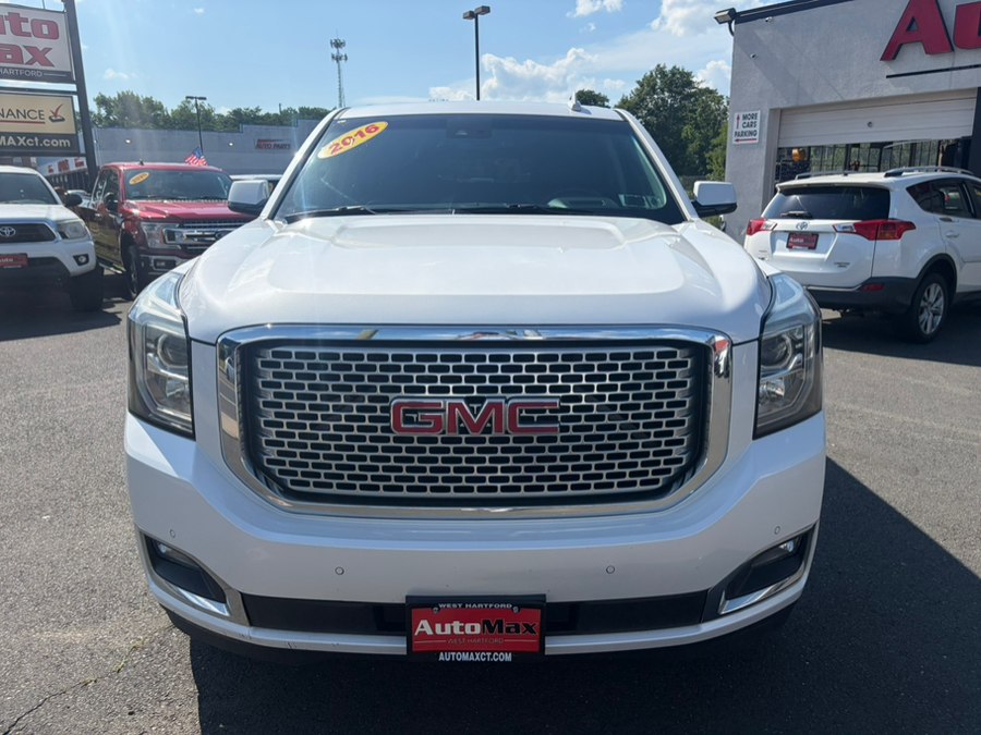 2016 GMC Yukon 4WD Denali's photo