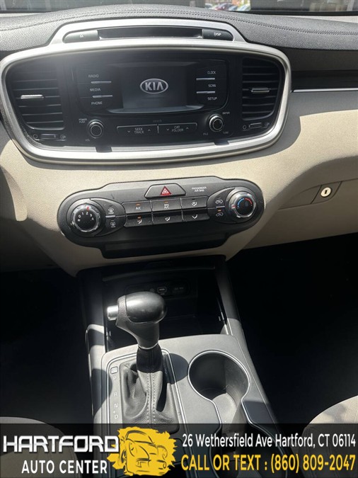 2018 Kia Sorento LX - Photo 23