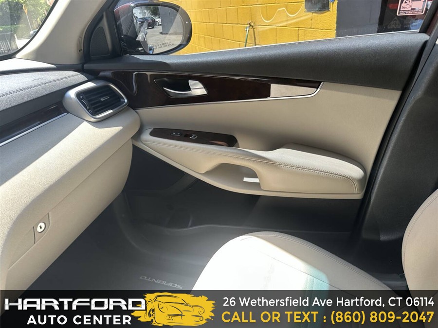 2018 Kia Sorento LX - Photo 20