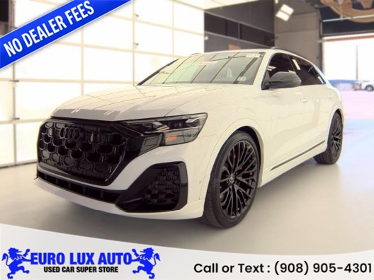 2024 Audi SQ8 Premium Plus's photo
