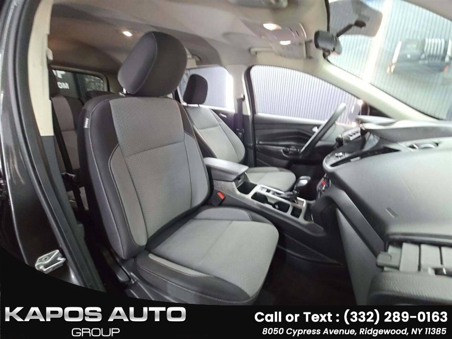 2019 Ford Escape SE - Photo 8