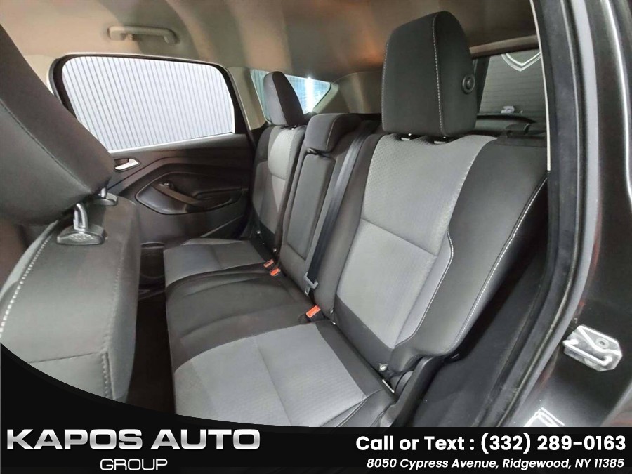 2019 Ford Escape SE - Photo 10