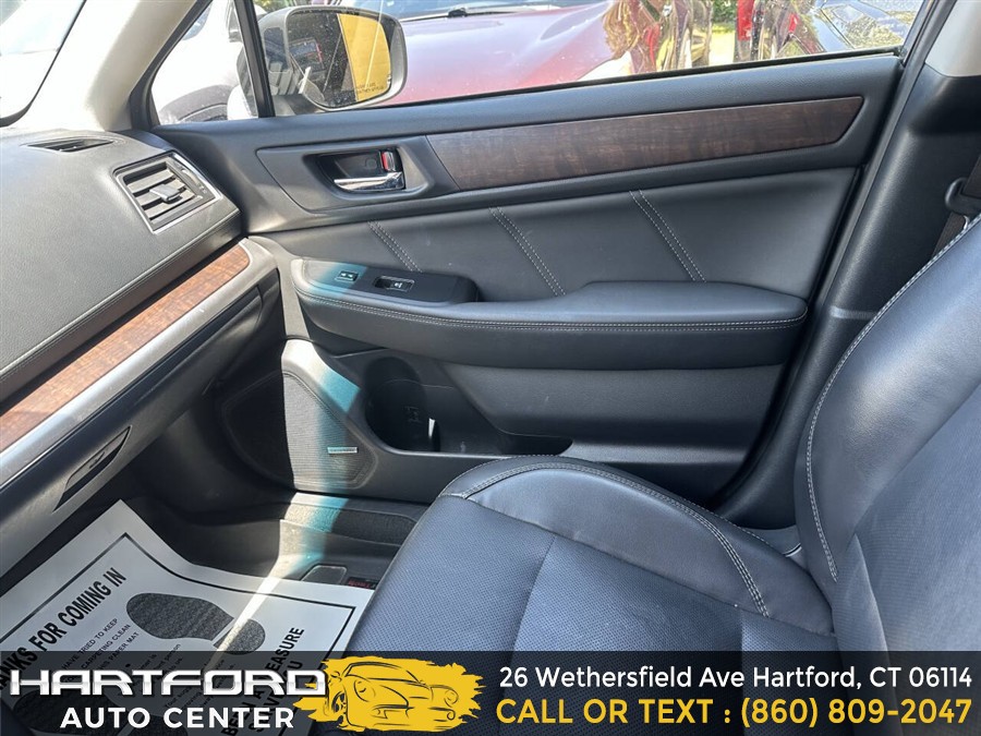 2019 Subaru Outback Limited - Photo 16